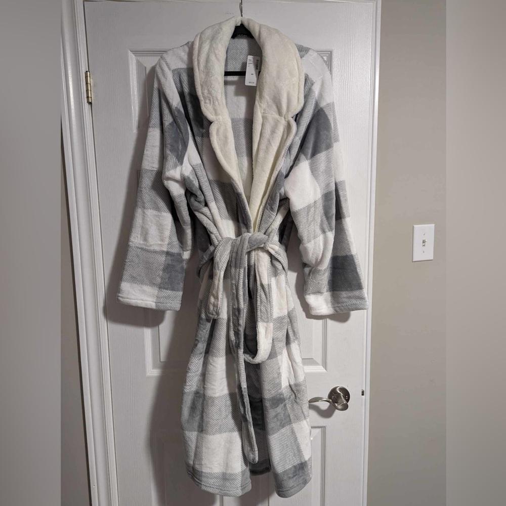 4X VOGLO Pennington's Plus Size Plush Robe NWT
